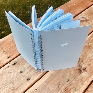 Daily + Monthly Planner / Calendar / Agenda | Gray